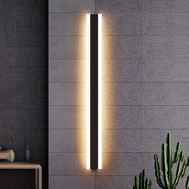 'Double-Edged' Wall Light
