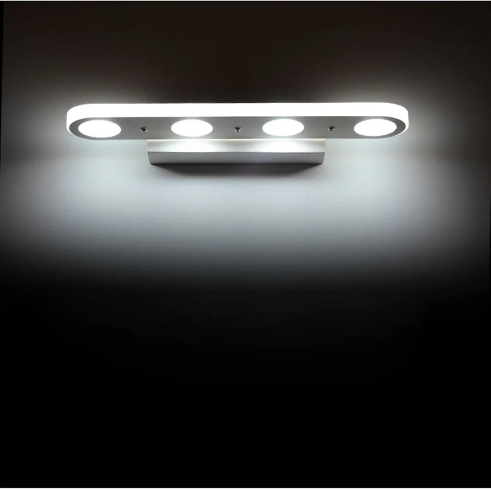 'Centre Stage' LED Mirror Light